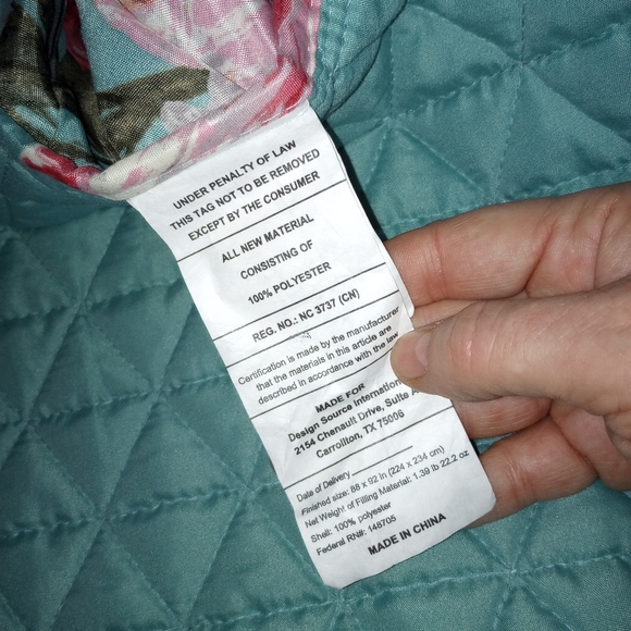 COPY - Queen Turquoise Rose Coverlet/Quilt - Picture 6 of 8